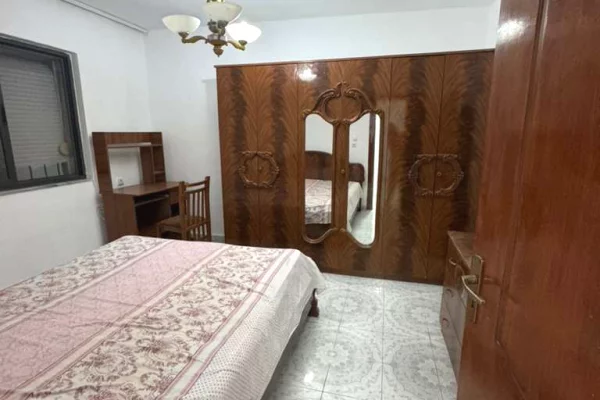 Shtepi me qera 1+1 ne Tirane - 45,000 Leke