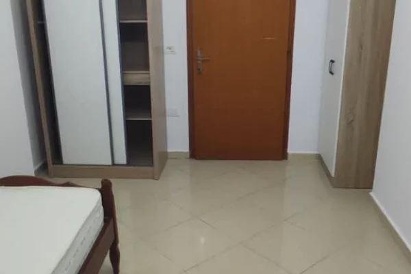 Shtepi me qera Apartament ne Tirane, 2+1, Mobilimi E mobiluar, Pagesa 60,000  Leke.