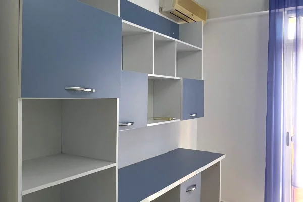 Appartamento in affitto a Tirana 2+1, Arredato