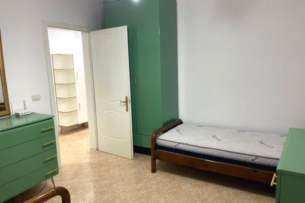 Shtepi me qera Apartament ne Tirane, 2+1, Mobilimi E mobiluar, Pagesa 69,000  Leke.