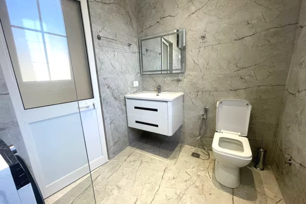 Villa di lusso in affitto a Tirana 2+1, Arredato