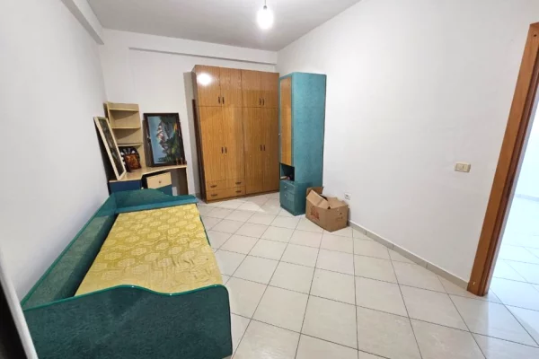 Shtepi me qera Apartament ne Tirane, 2+1, Mobilimi E mobiluar, Pagesa 60,000  Leke.