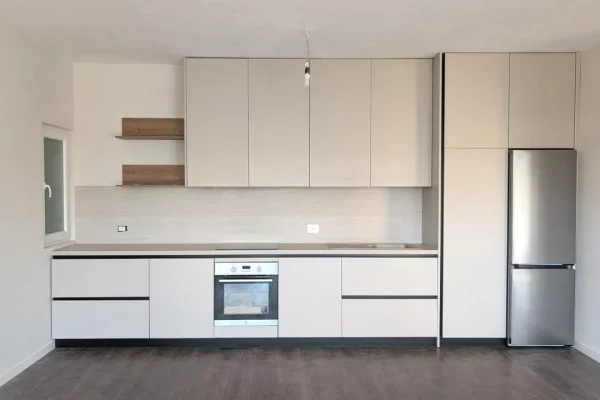 Shtepi me qera Apartament ne Tirane, 2+1, Mobilimi Pjeserisht e mobiluar, Pagesa 70,000  Leke.