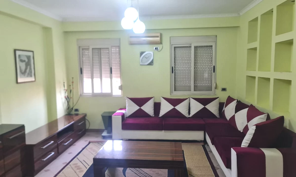 Shtepi me qera Apartament ne Tirane, 1+1, Mobilimi E mobiluar, Pagesa 65,000  Leke.