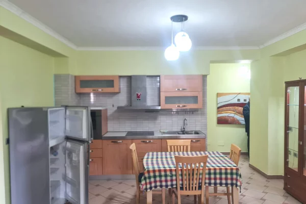 Shtepi me qera Apartament ne Tirane, 1+1, Mobilimi E mobiluar, Pagesa 65,000  Leke.