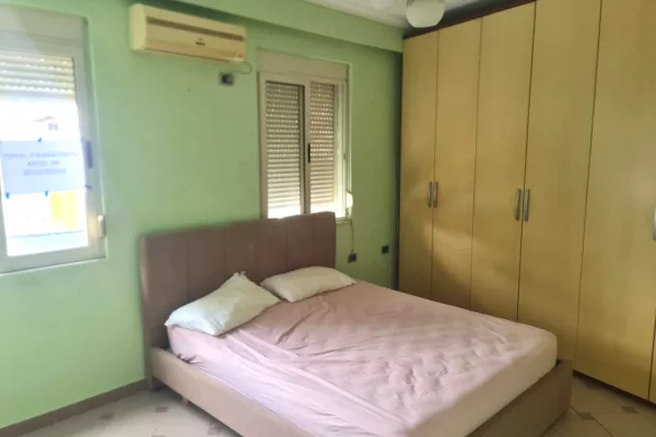 Shtepi me qera Apartament ne Tirane, 1+1, Mobilimi E mobiluar, Pagesa 65,000  Leke.