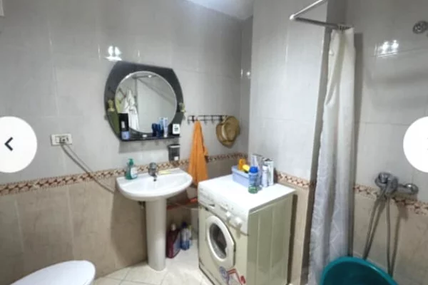 Shtepi me qera Apartament ne Tirane, 1+1, Mobilimi E mobiluar, Pagesa 59,000  Leke.