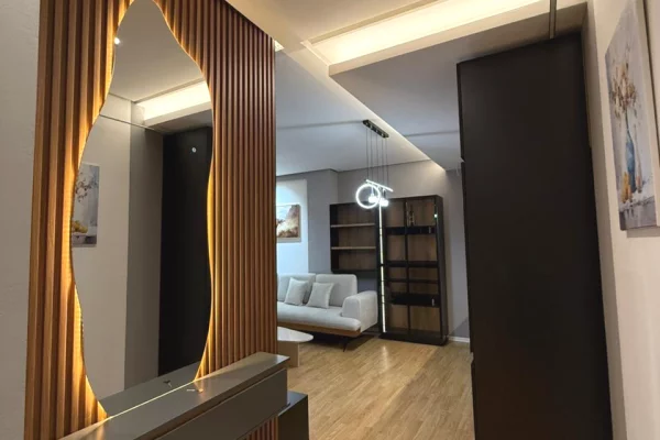 Shtepi me qera Apartament ne Tirane, 2+1, Mobilimi E mobiluar, Pagesa 1,200  Euro.