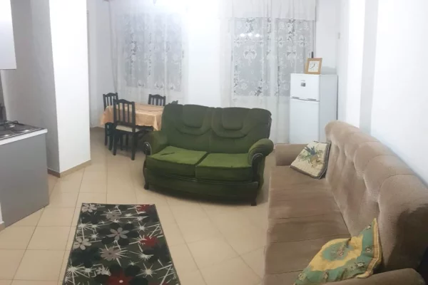 Yzberisht,Rr.Besim Alla jepet me qera apartament 1+1,i mobiluar 37,000Leke