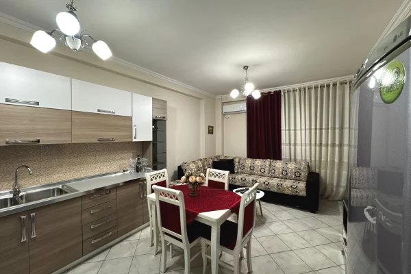 Shtepi me qera Apartament ne Tirane, 1+1, Mobilimi E mobiluar, Pagesa 45,000  Leke.