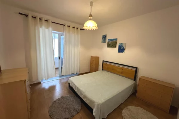 Shtepi me qera Apartament ne Tirane, 1+1, Mobilimi E mobiluar, Pagesa 60,000  Leke.