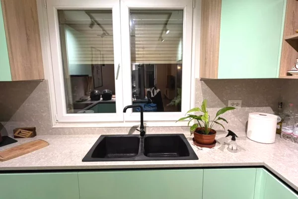 Shtepi me qera Apartament ne Tirane, 1+1, Mobilimi E mobiluar, Pagesa 750  Euro.