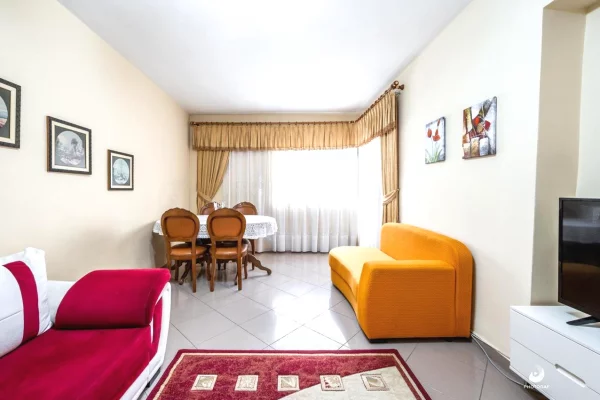 Shtepi me qera Apartament ne Tirane, 2+1, Mobilimi E mobiluar, Pagesa 60,000  Leke.