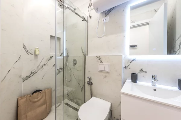 Shtepi me qera Apartament ne Tirane, 1+1, Mobilimi E mobiluar, Pagesa 700  Euro.