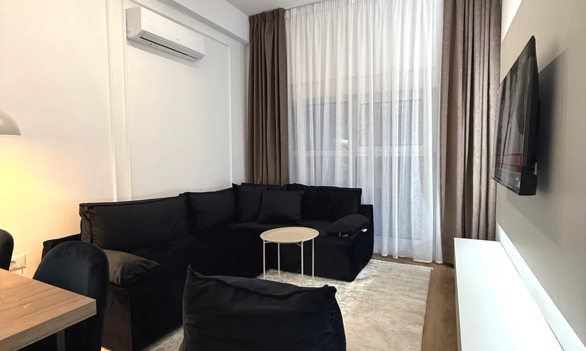 Shtepi me qera Apartament ne Tirane, 1+1, Mobilimi E mobiluar, Pagesa 530  Euro.
