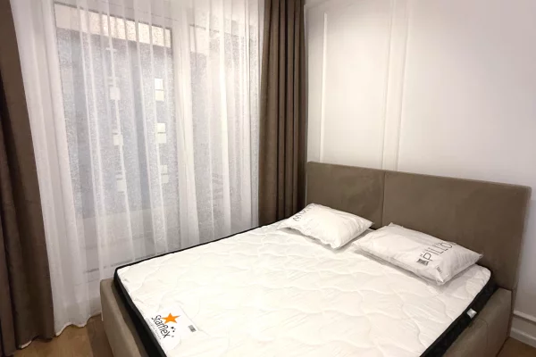 Shtepi me qera Apartament ne Tirane, 1+1, Mobilimi E mobiluar, Pagesa 530  Euro.