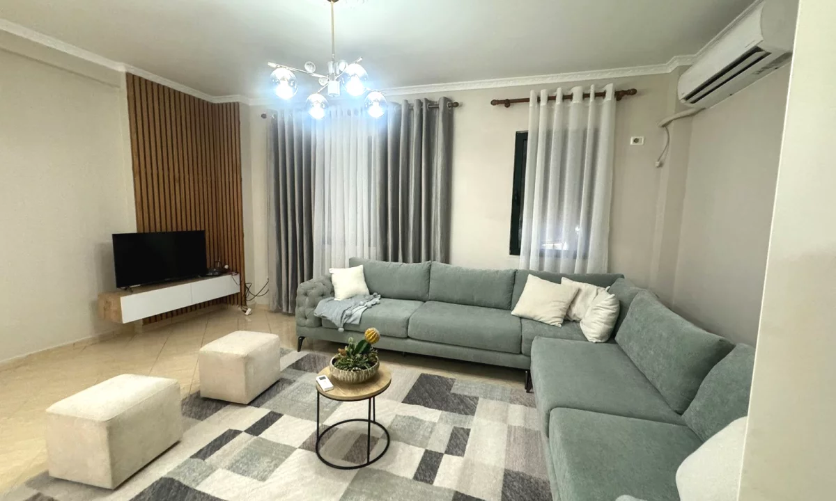 Shtepi me qera Apartament ne Tirane, 2+1, Mobilimi E mobiluar, Pagesa 70,000  Leke.