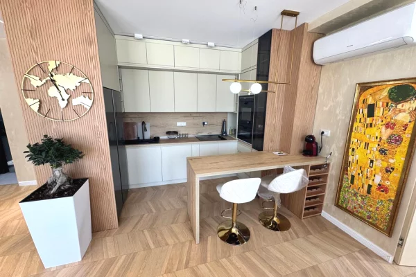 Shtepi me qera Apartament ne Tirane, 2+1, Mobilimi E mobiluar, Pagesa 1,500  Euro.