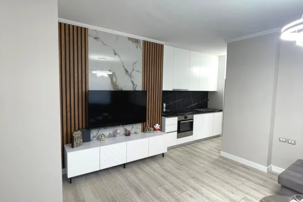 Shtepi me qera Apartament ne Tirane, 1+1, Mobilimi E mobiluar, Pagesa 800  Euro.