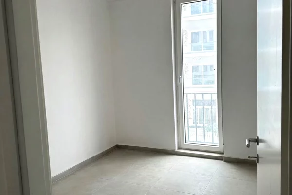 Shtepi me qera 2+1 ne Tirane - 40,000 Leke