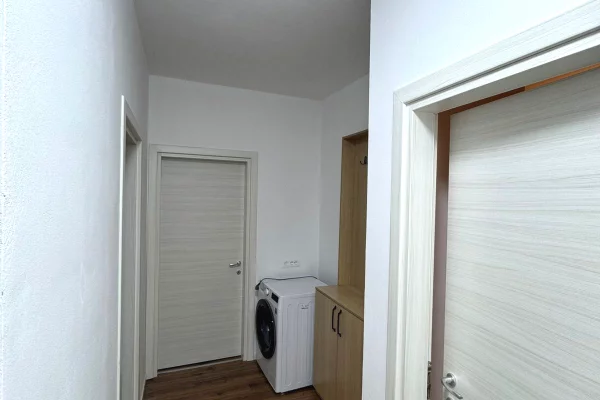 Shtepi me qera Apartament ne Tirane, 1+1, Mobilimi E mobiluar, Pagesa 650  Euro.