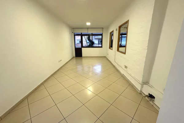 Ambient biznesi me qera 3+1 ne Tirane - 700 Euro