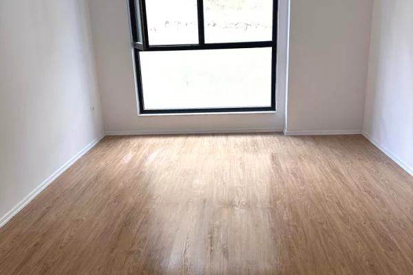 Business Property for Rent 3+1 in Tirana - 550 Euro