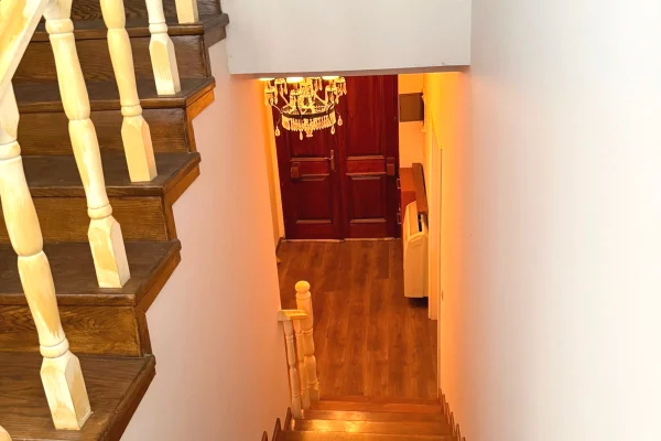 Luxury villas for rent in Tirana 3+1, Furnished