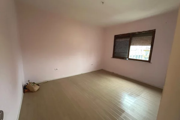 Apartment for sale in Tirana 2+1, Emty