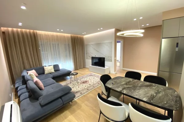 Rruga e Dibres,prane Viles Gold,jepet me qera apartament 2+1+2 e mobiluar 800Euro 