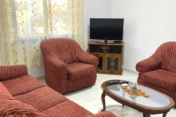 Shtepi me qera 2+1 ne Tirane - 50,000 Leke