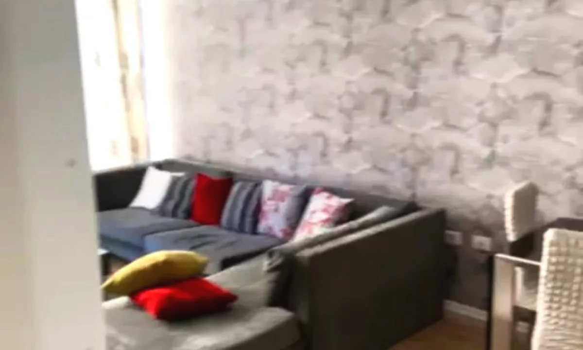 Shtepi me qera Apartament ne Tirane, 2+1, Mobilimi E mobiluar, Pagesa 400  Euro.