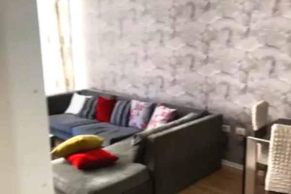 Shtepi me qera 2+1 ne Tirane - 400 Euro