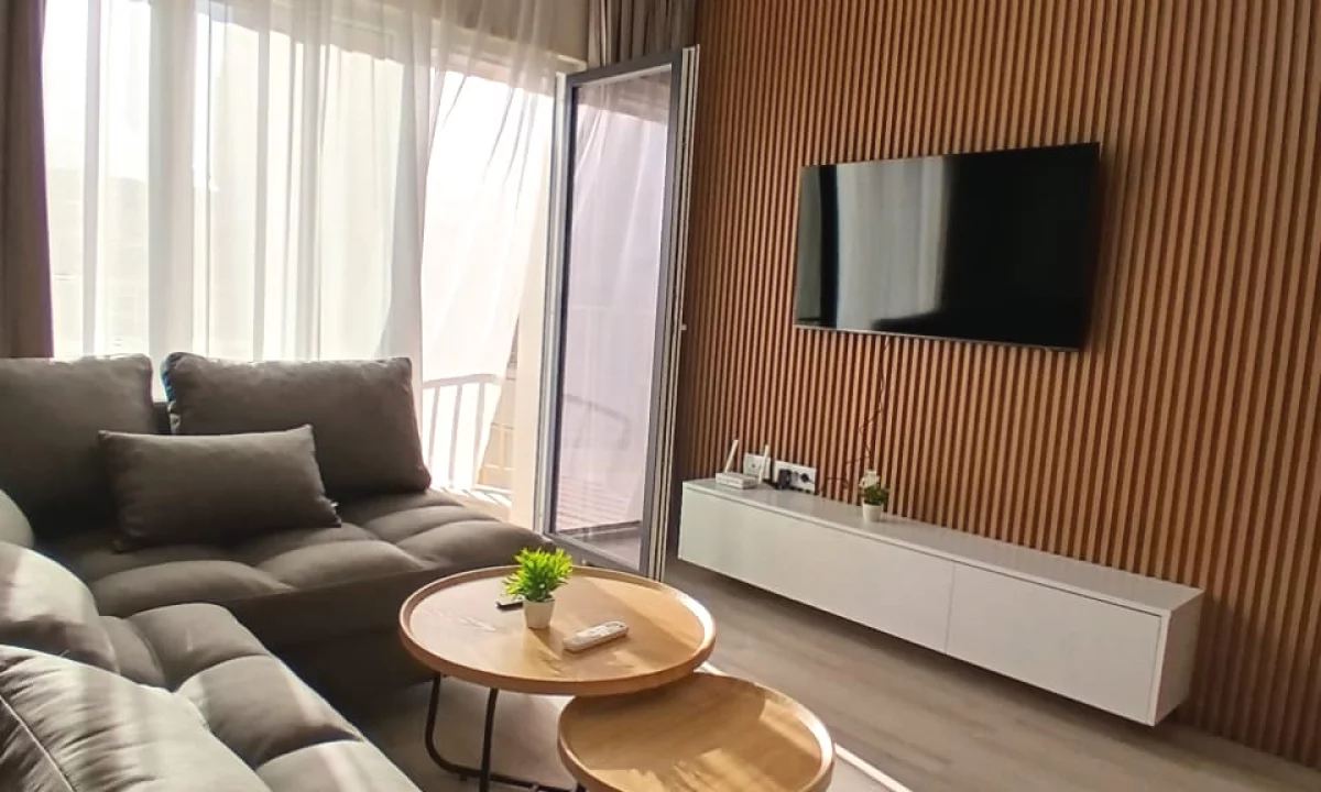 Shtepi me qera Apartament ne Tirane, 2+1, Mobilimi E mobiluar, Pagesa 1,000  Euro.