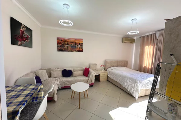 Shtepi me qera Garsoniere ne Tirane - 50,000 Leke