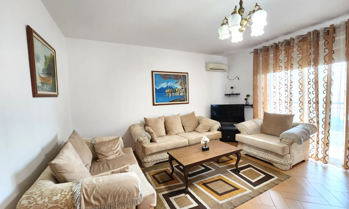Shtepi me qera Apartament ne Tirane, 2+1, Mobilimi E mobiluar, Pagesa 75,000  Leke.