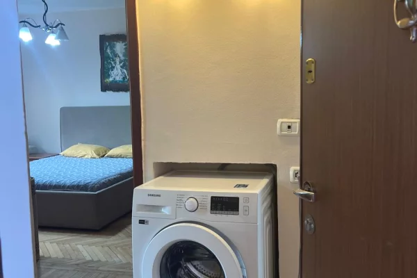 Appartamento in affitto a Tirana 2+1, Arredato