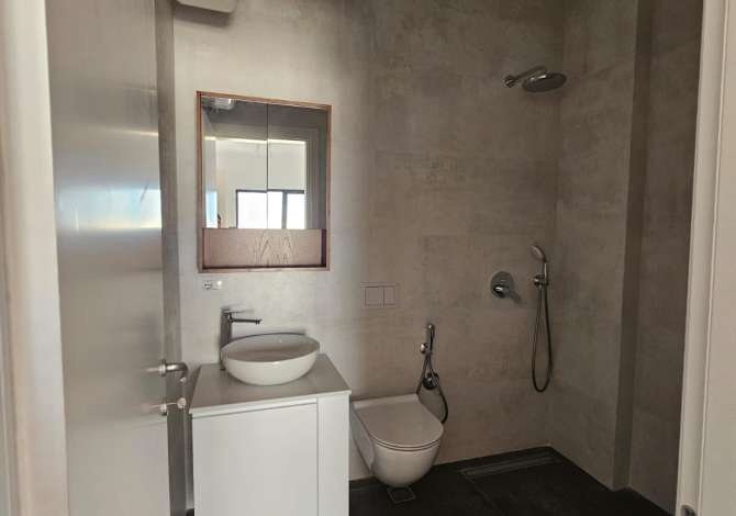 Ambient per zyra me qera,21 dhjetori Garden Building 