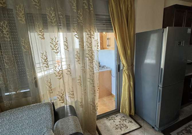 Shtepi me qera 3+1 ne Tirane - 400 Euro