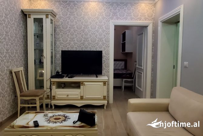 Shtepi ne shitje 2+1 ne Tirane - 130,000 Euro