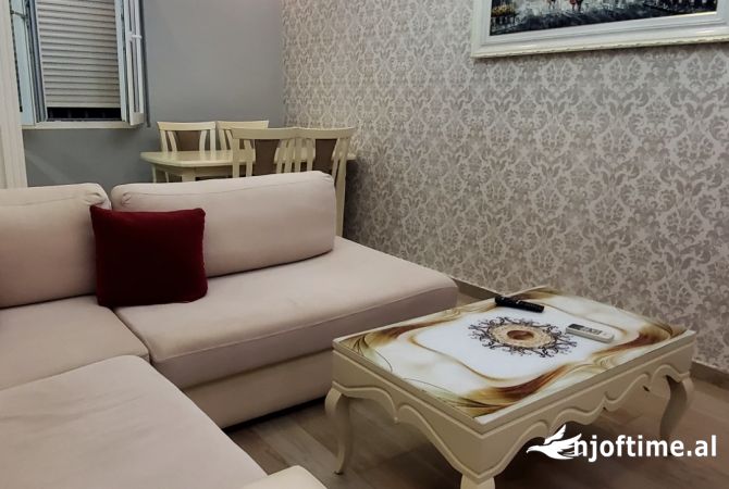 Shtepi ne shitje 2+1 ne Tirane - 130,000 Euro