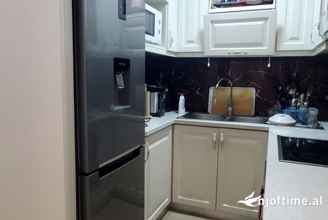 Shtepi ne shitje 2+1 ne Tirane - 130,000 Euro