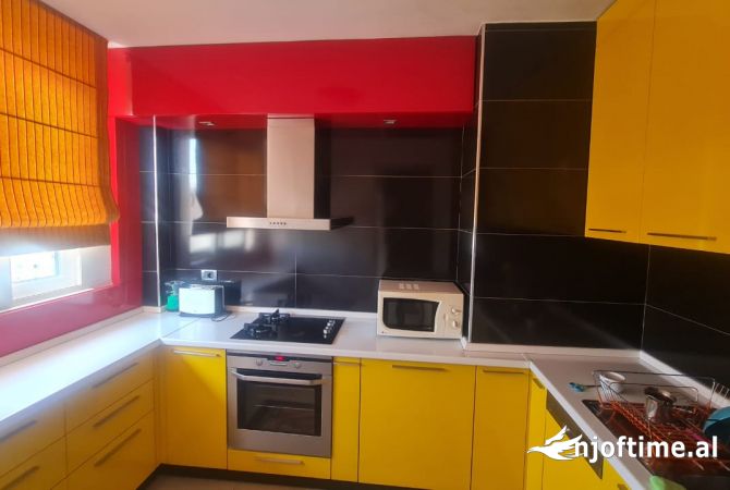 Casa in affitto 3+1 a Tirana - 1,000 Euro