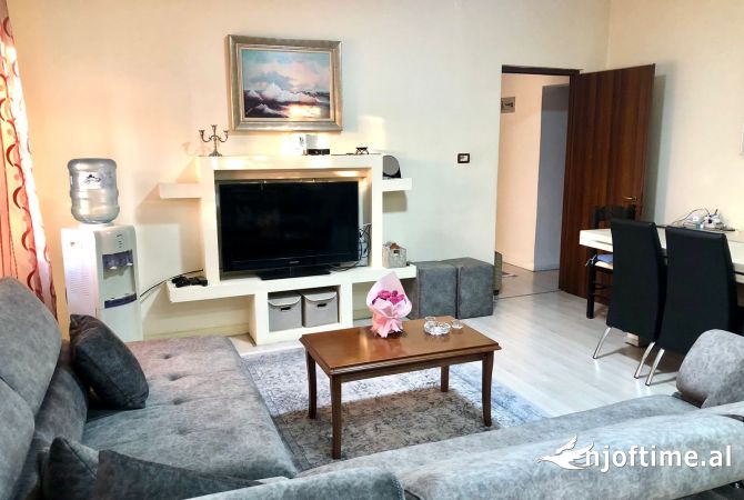 Shtepi me qera 2+1 ne Tirane - 600 Euro