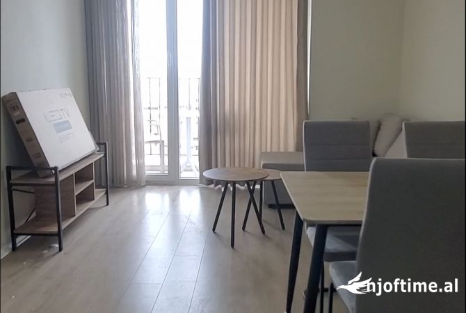 Shtepi me qera 1+1 ne Tirane - 550 Euro