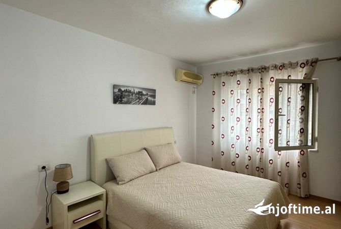 Apartament me qera 2+1,Stadiumi Dinamo 