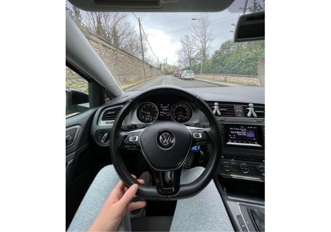 Jepet me qera makina Golf 7 duke filluar nga 35 euro dita