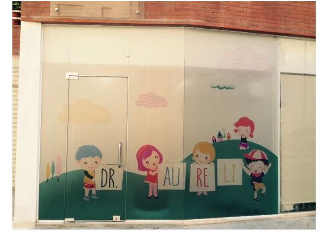 Klinika Pediatrike , ndiekje periodike per shtatezanine dhe monitorim i rritjes se femijes