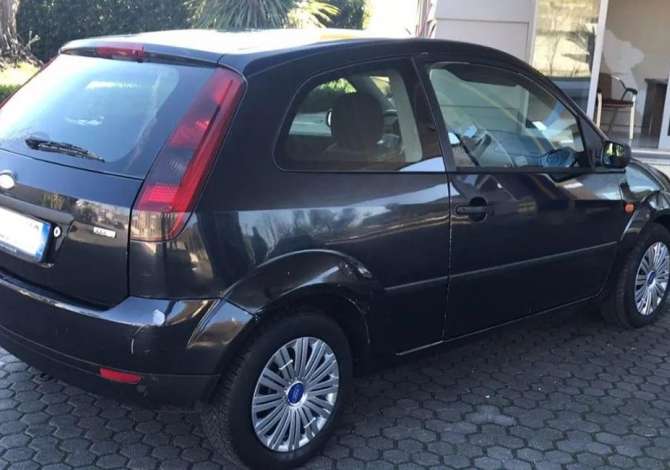 Noleggio Auto  a Tirana - 30 Euro