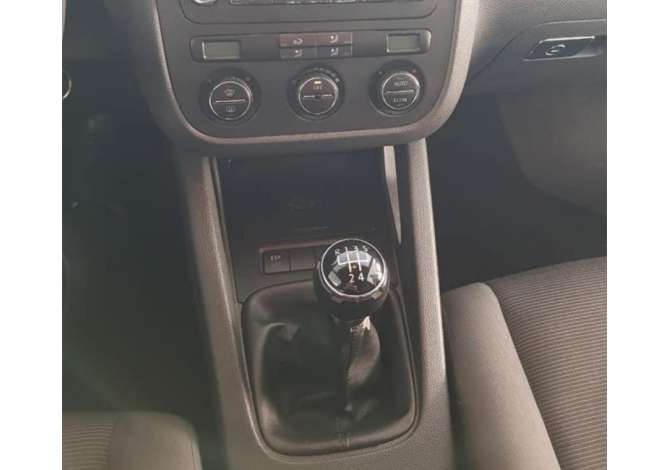 Jepet me qera Golf 5  duke filluar nga 25 euro dita 